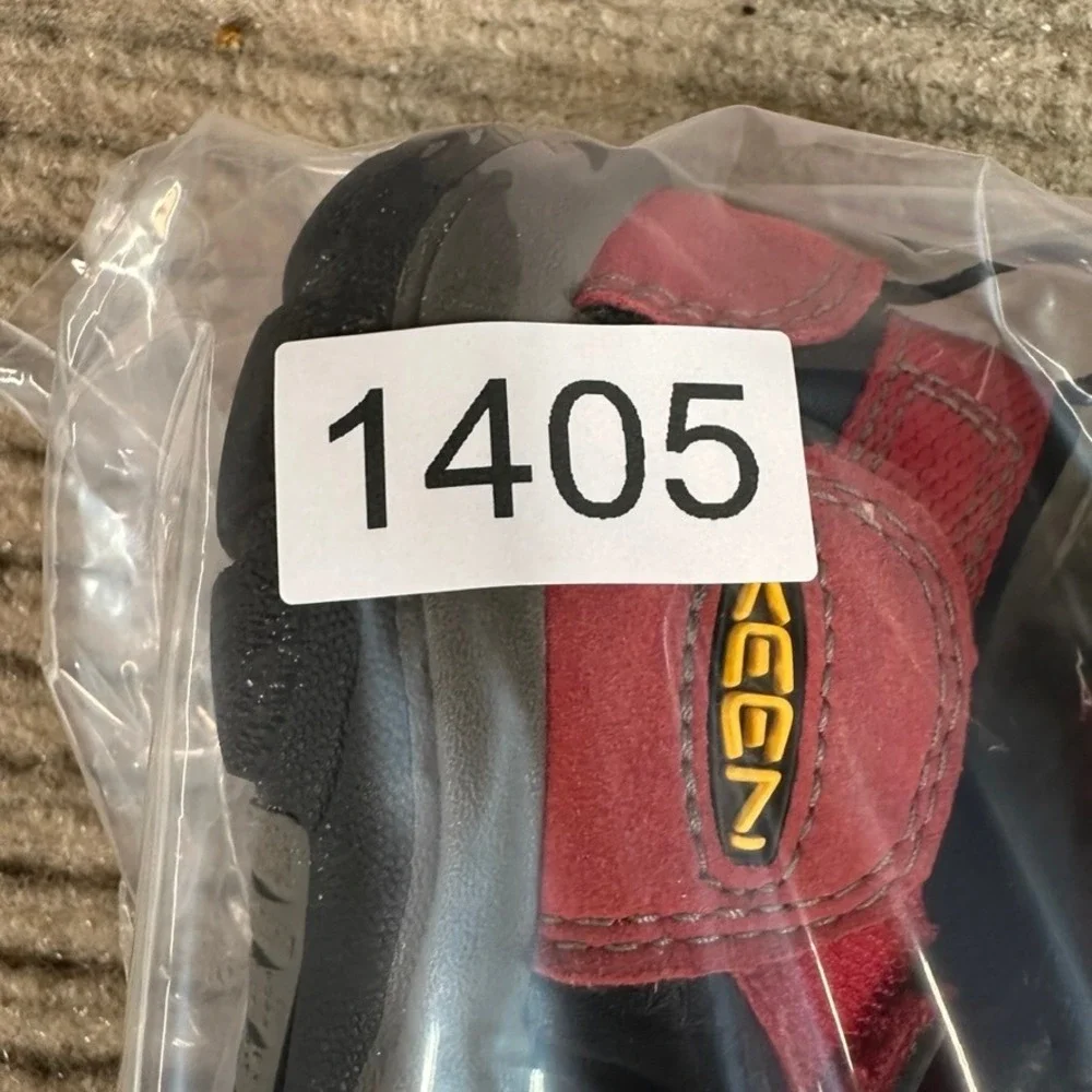 Keen Newport H2 Kids Red Black Waterproof Hiking Water Sandals Shoes Sz 1